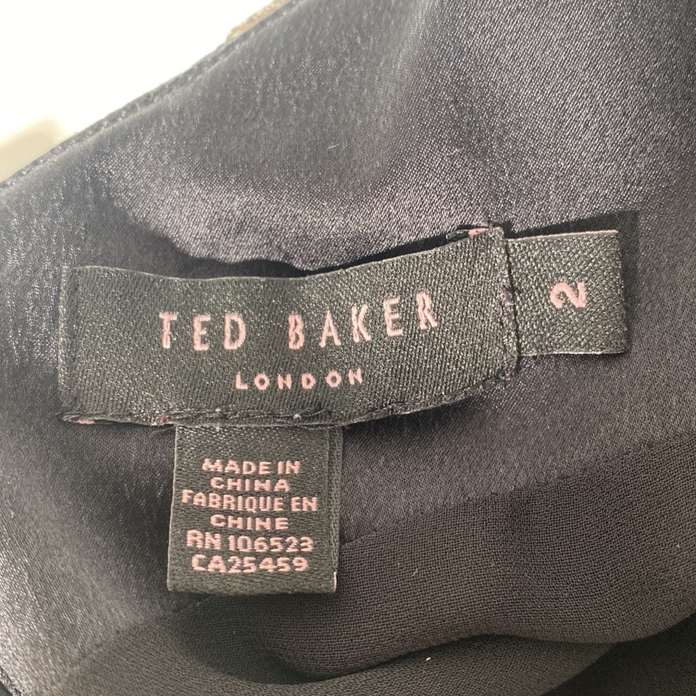 Amazing Ted Baker Jeweled Silk Top! - Picture 8 of 9